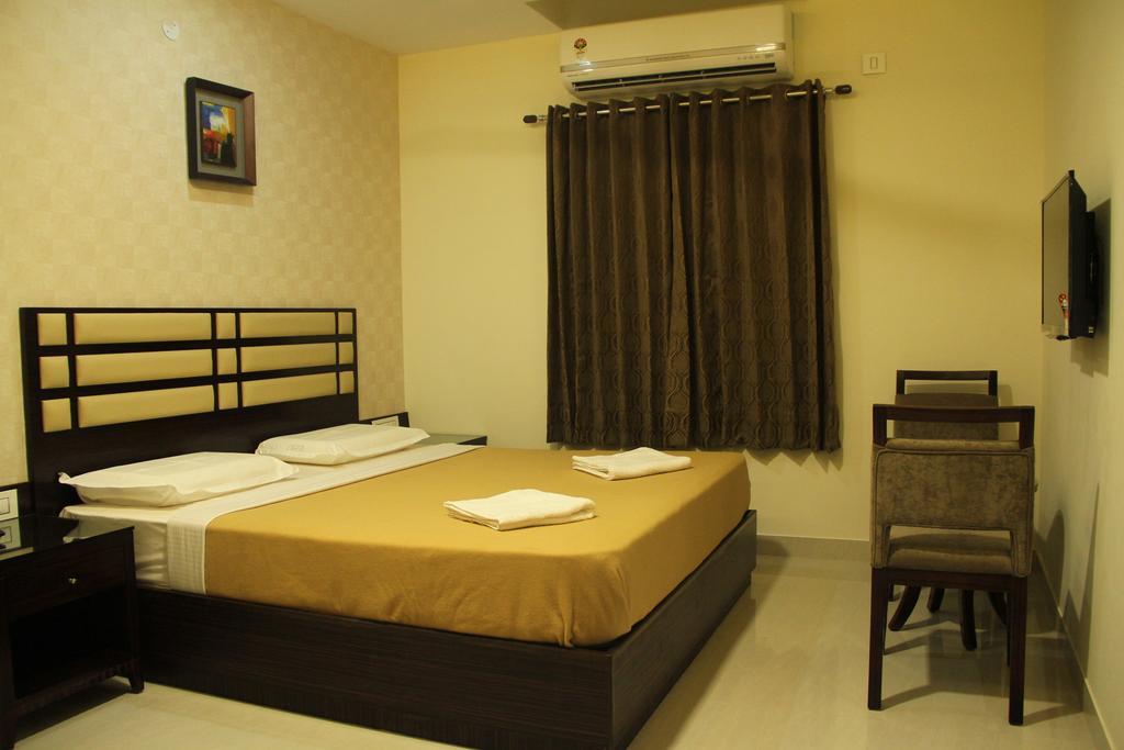 Hotel M.P Temples Inn Kumbakonam Pokój zdjęcie