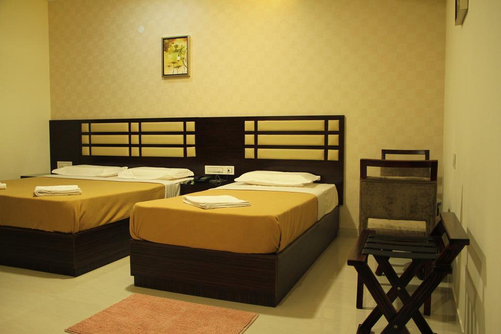 Hotel M.P Temples Inn Kumbakonam Pokój zdjęcie
