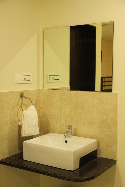 Hotel M.P Temples Inn Kumbakonam Pokój zdjęcie